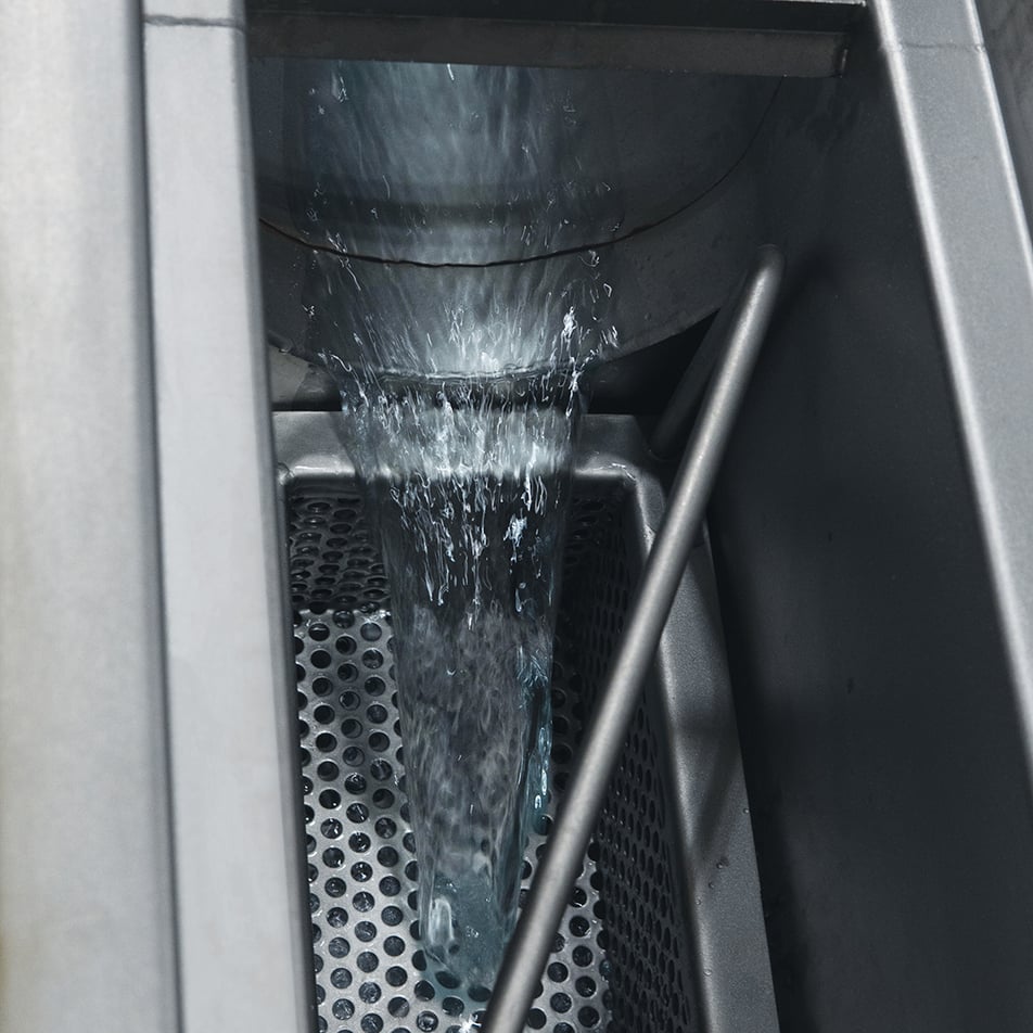 Close-Up-Trench-Open-Water-Square