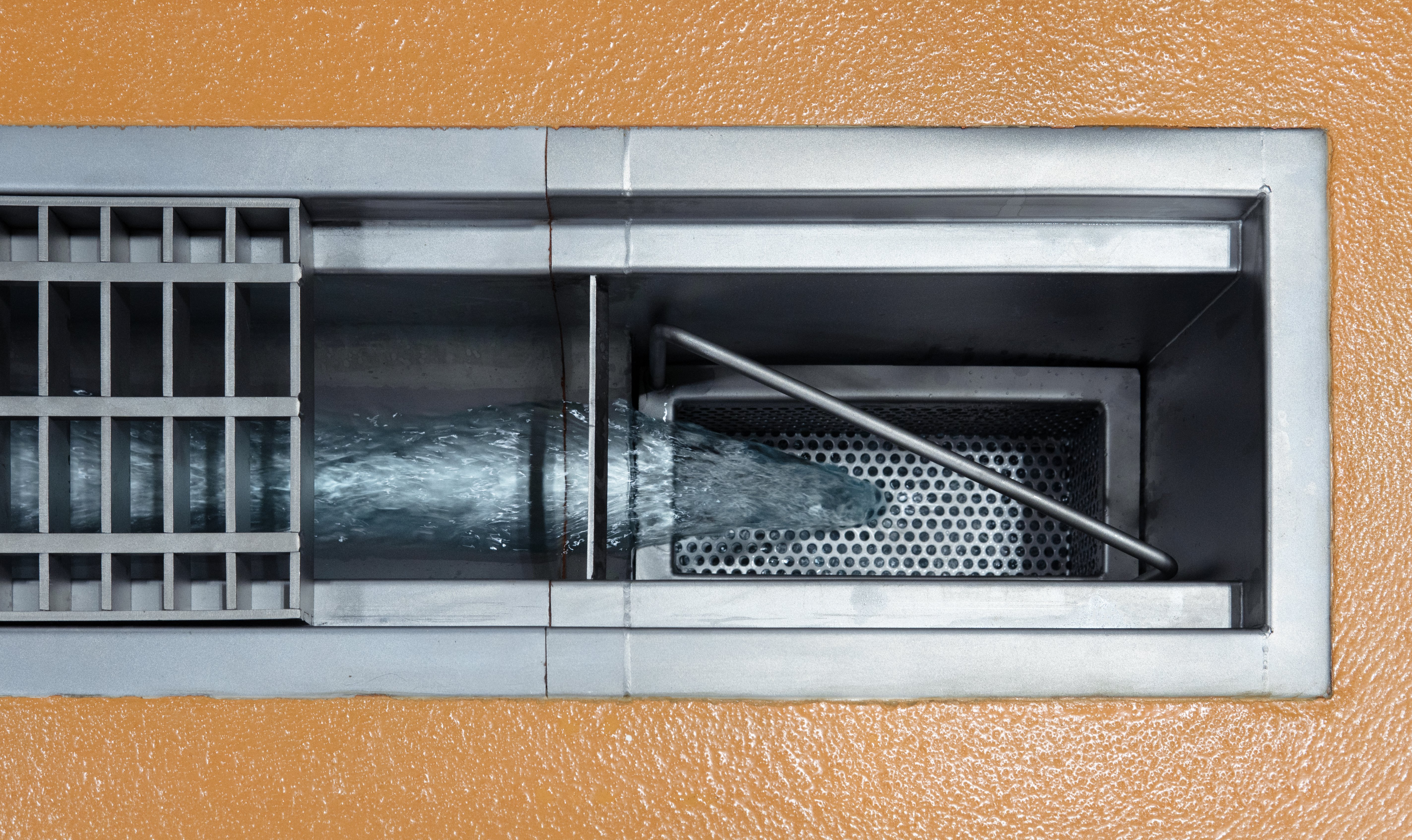 Top View Hygienic Trench Drain Open withWater Running