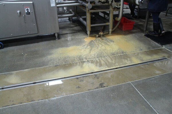 The Most Effective Floor Drain Solutions for a Commercial Kitchen